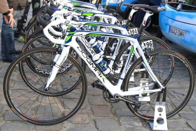 モビスターのピナレロ DOGMA K: (c)Makoto.AYANO モビスターのピナレロ DOGMA K: (c)Makoto.AYANO